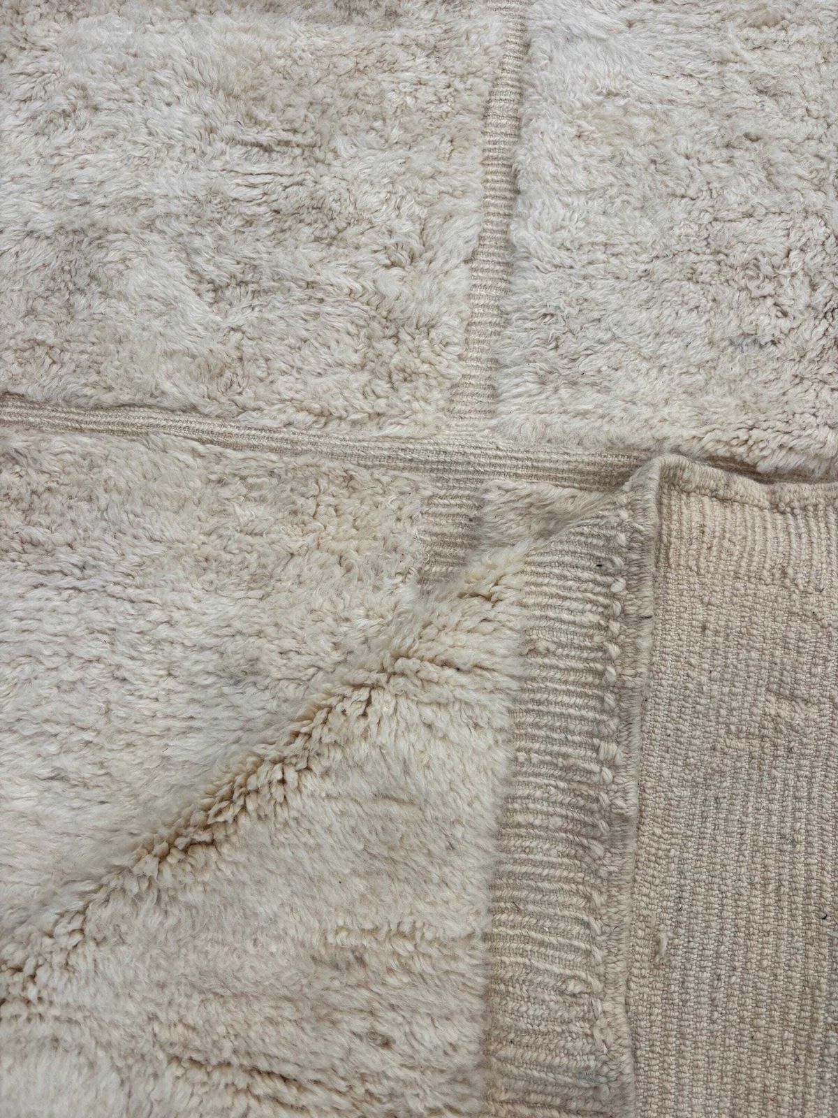 Extra Large Moroccan Mrirt Wool Rug 240x350 Cm– White Minimal Geometric Design – Luxury Berber Area Rug – Modern Boho Home Decor photo for sale