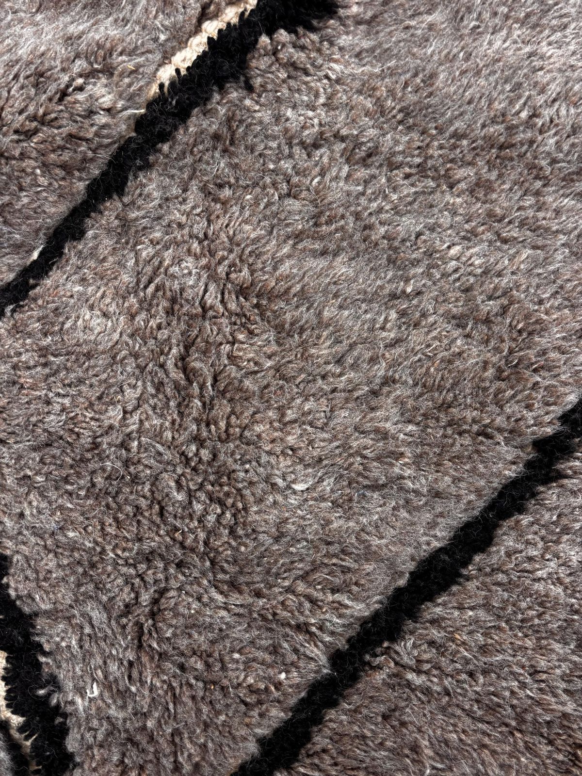 Modern Interior Living Wool Mrirt Rug 200x300 Cm  Hand Made Berber Wool Rug   Luxury Area Rug   Modern Ethnic Design   Eco Friendly Wool Rug photo vinterior