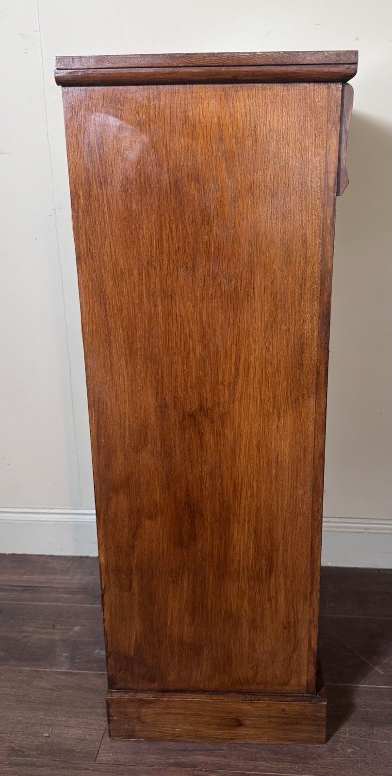 Victorian Oak Wellington Chest photo vinterior