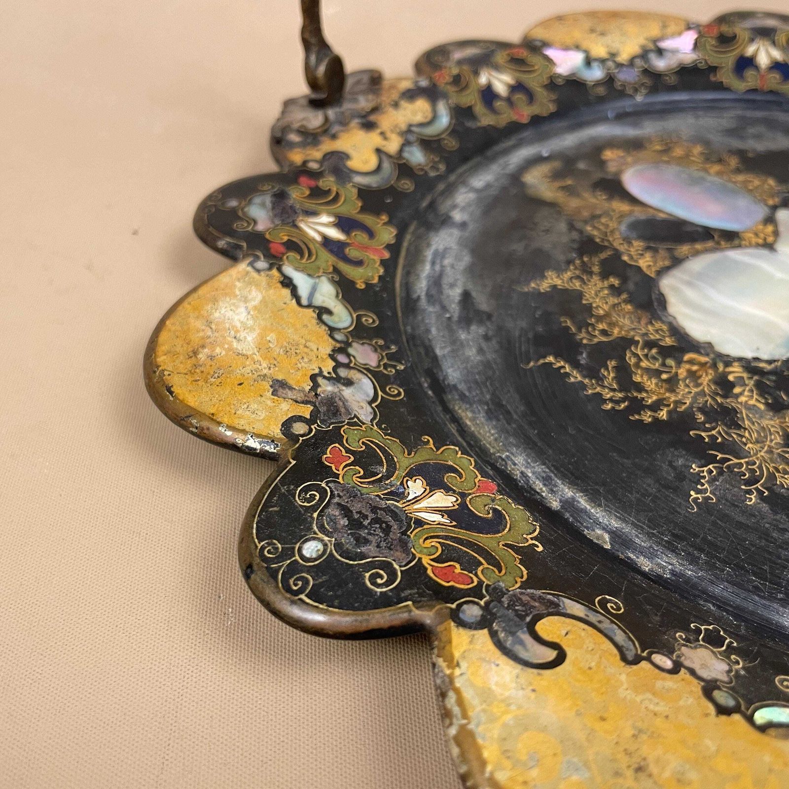 Victorian Papier Mâché Tray Mother Of Pearl Black Gold Floral Metal Handle Scalloped Edge Display Piece photo vinterior