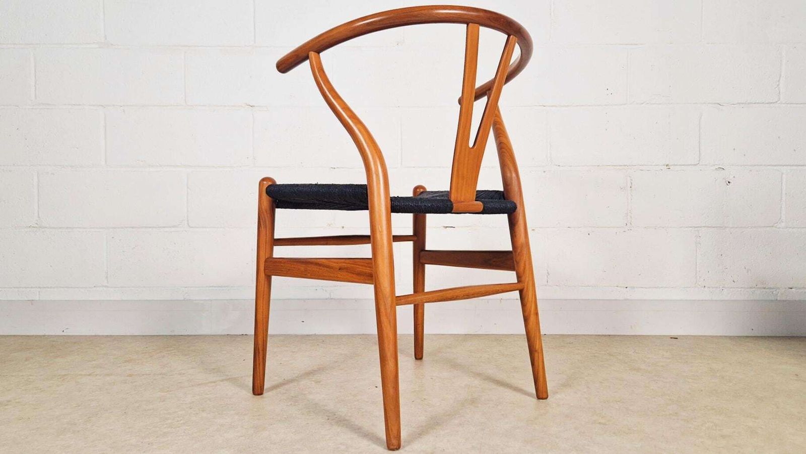 photo for sale Set Of 4 Hans Wegner For Carl Hansen & Søn Model Ch 24 Wishbone Danish Dining Chairs Pg112