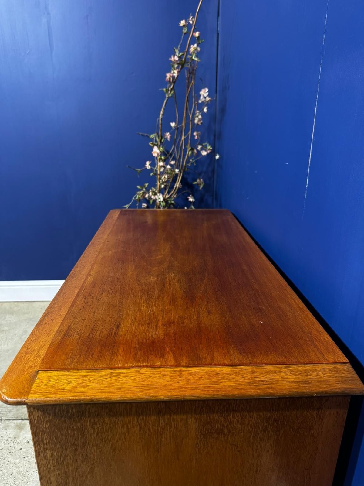 Furniture Vintage Stag Minstrel Chest Of Drawers Bedroom Four Over Two. photo