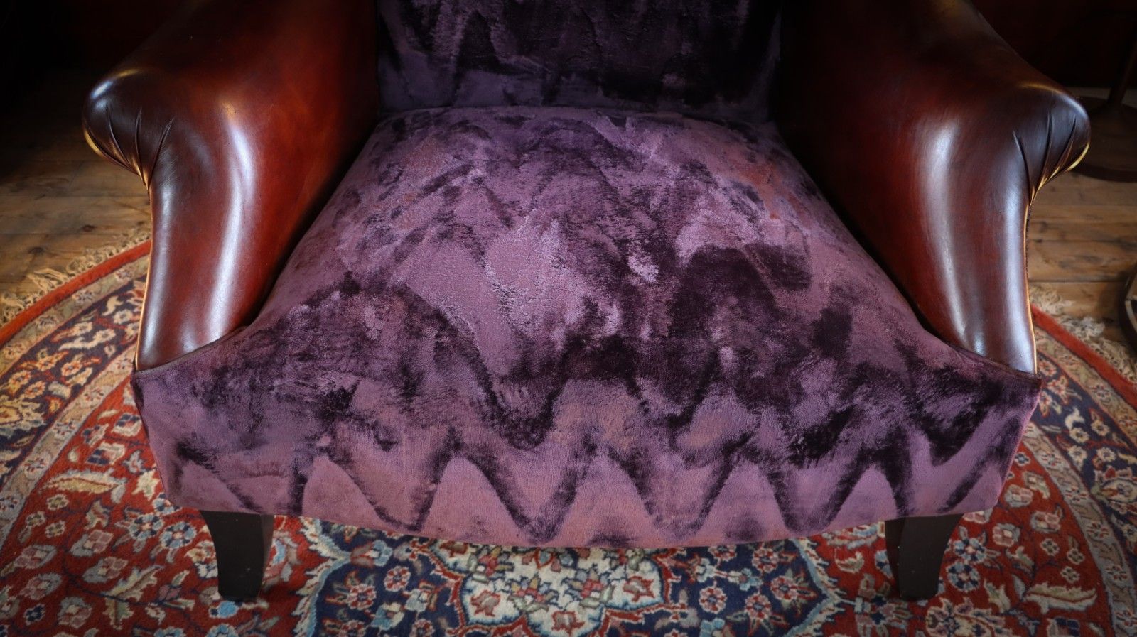 photo furniture Stunning John Sankey Moliere Library Club Fireside Wing Arm Chair Purple Tan 🚚