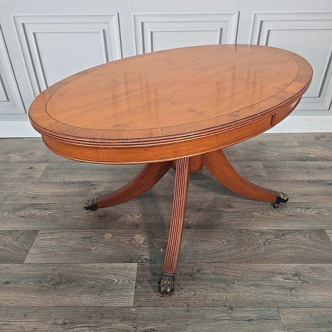 Vintage Oval Coffee Table Inlaid Top Mahogany Veneer Centre Side Antique Style