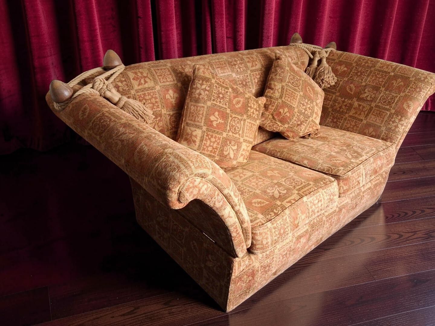 Vintage Knole Sofa With High Back Drop Arms Secured By Finals And Tie Backs