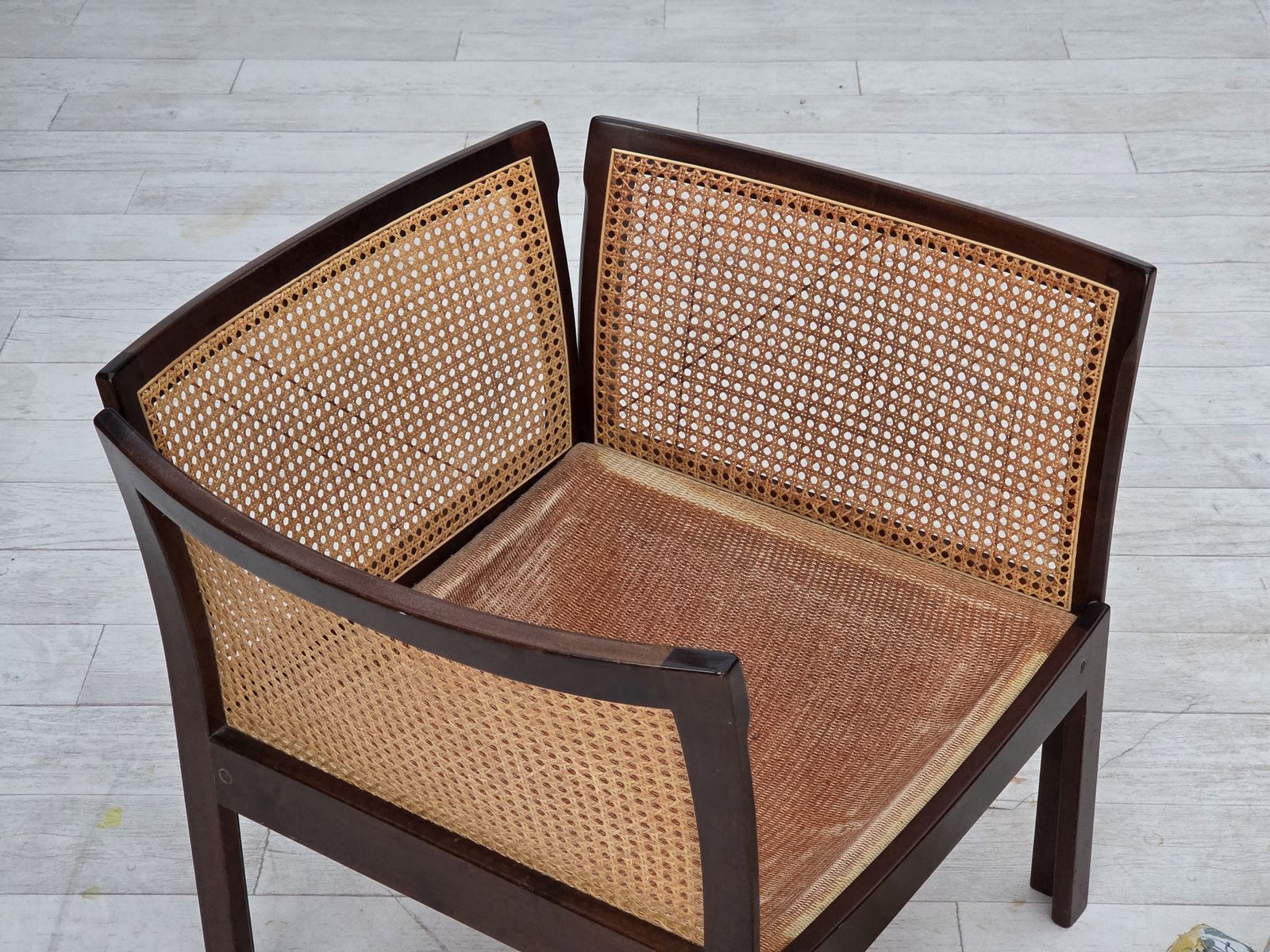 photo furniture 1970s, Danish Design By Illum Wikkelsø, Armchair Model "Plexus", Teak Wood, Furniture Mesh.