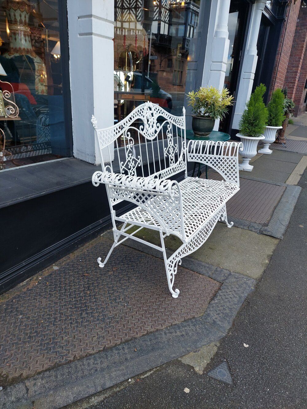 Decorative Cast Metal Two Seater Garden Bench photo vinterior