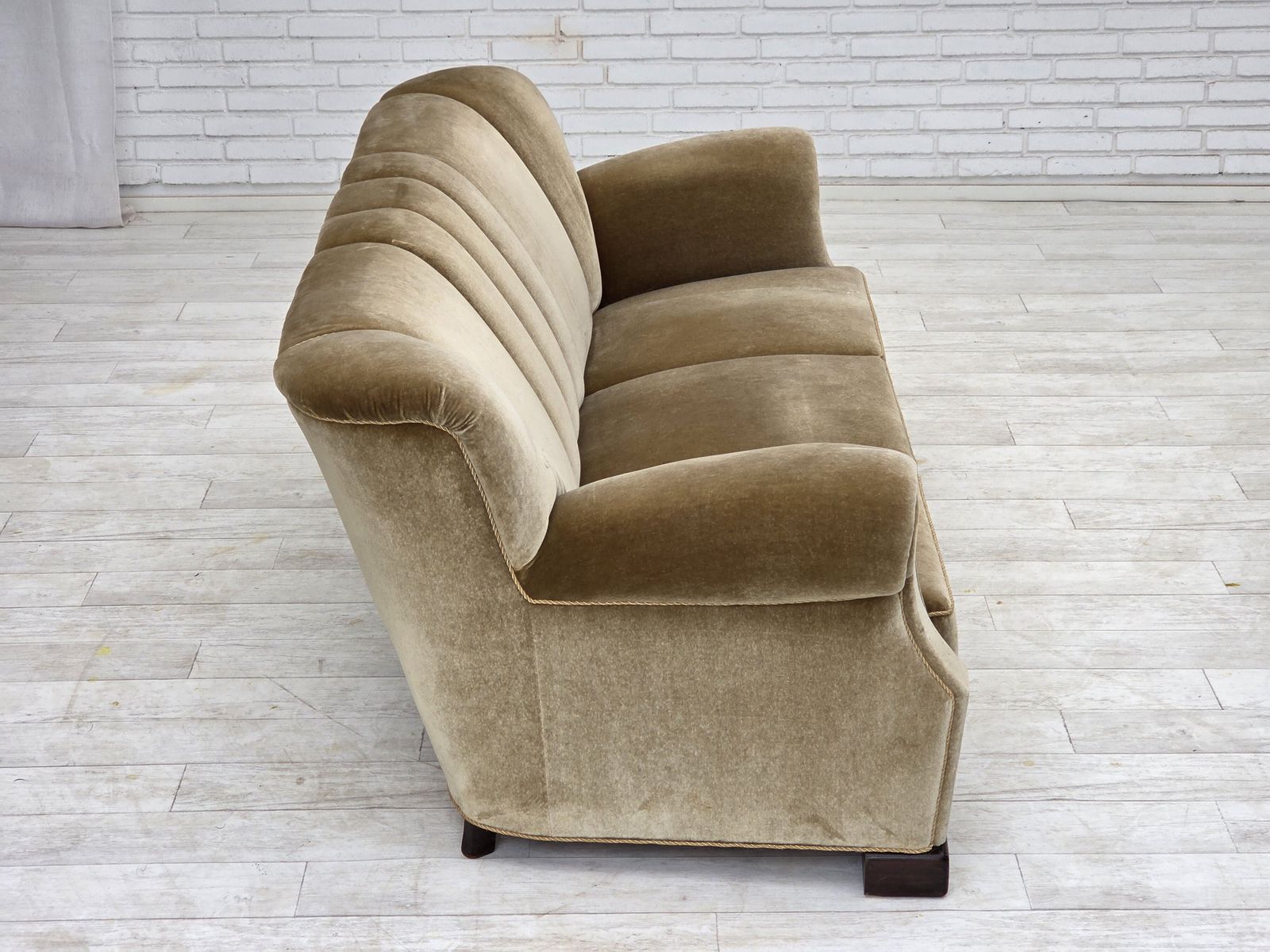 photo furniture 1960s, Danish 3 Seater Sofa, Green Furniture Velour, Oak Wood Legs.