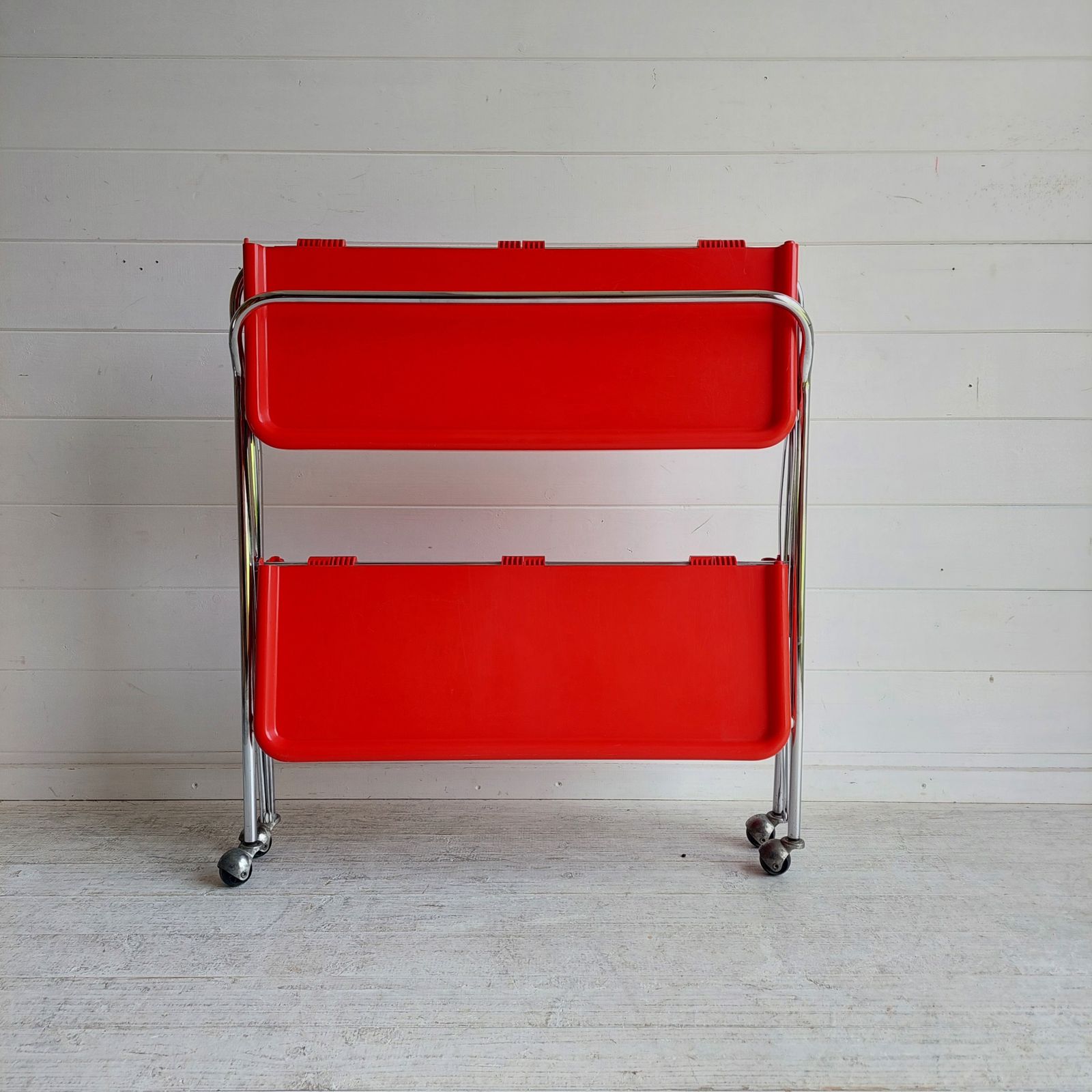 photo vintage Mid Century Italian Ellisse Folding Trolley Postmodern Red & Chrome Drinks Cart 80s