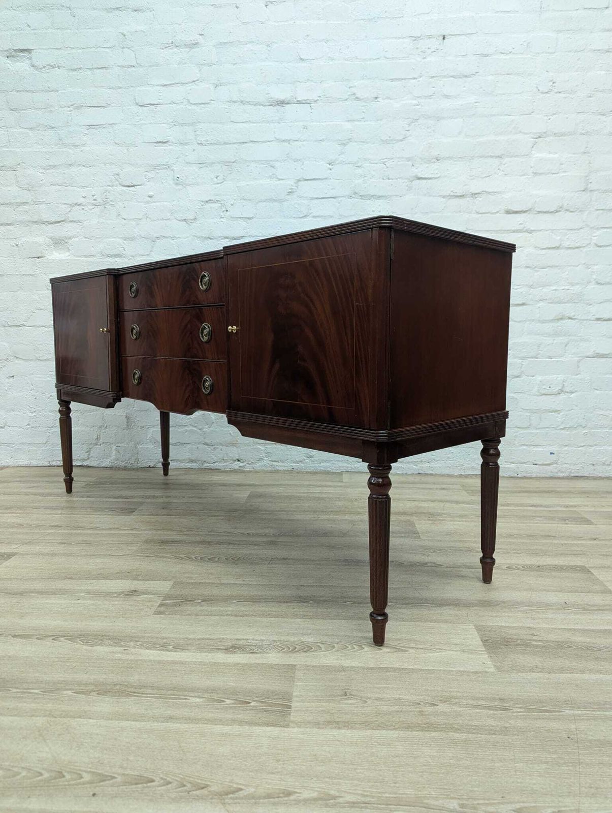 Beithcraft Sideboard photo 195.0