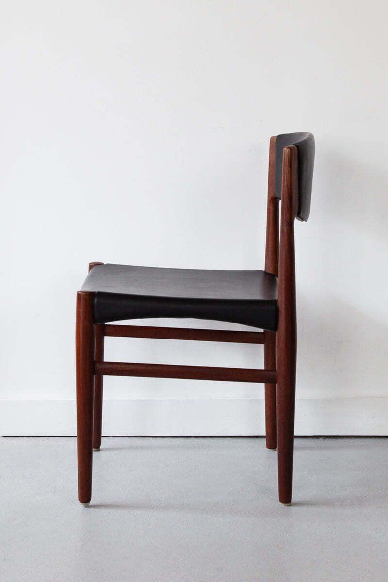 Set Of Four Grete Jalk Dining Chairs photo Furniture