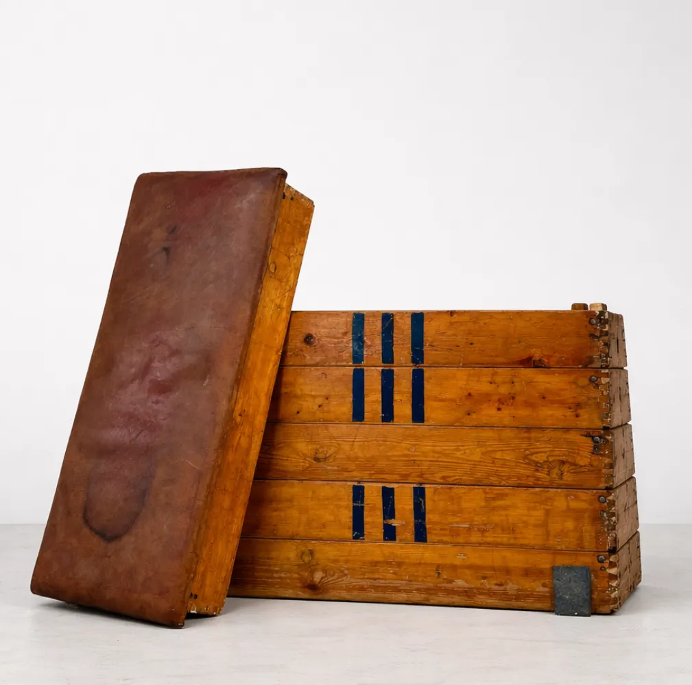 Gym Vaulting Box Vintage Wood Leather Swedish Box photo furniture