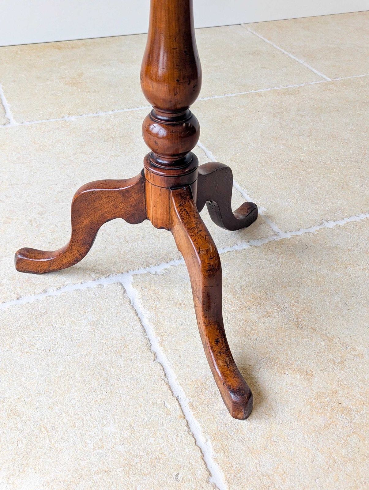 Antique Georgian Mahogany Oval Tilt Top Tripod Wine Table C.1820 photo buy
