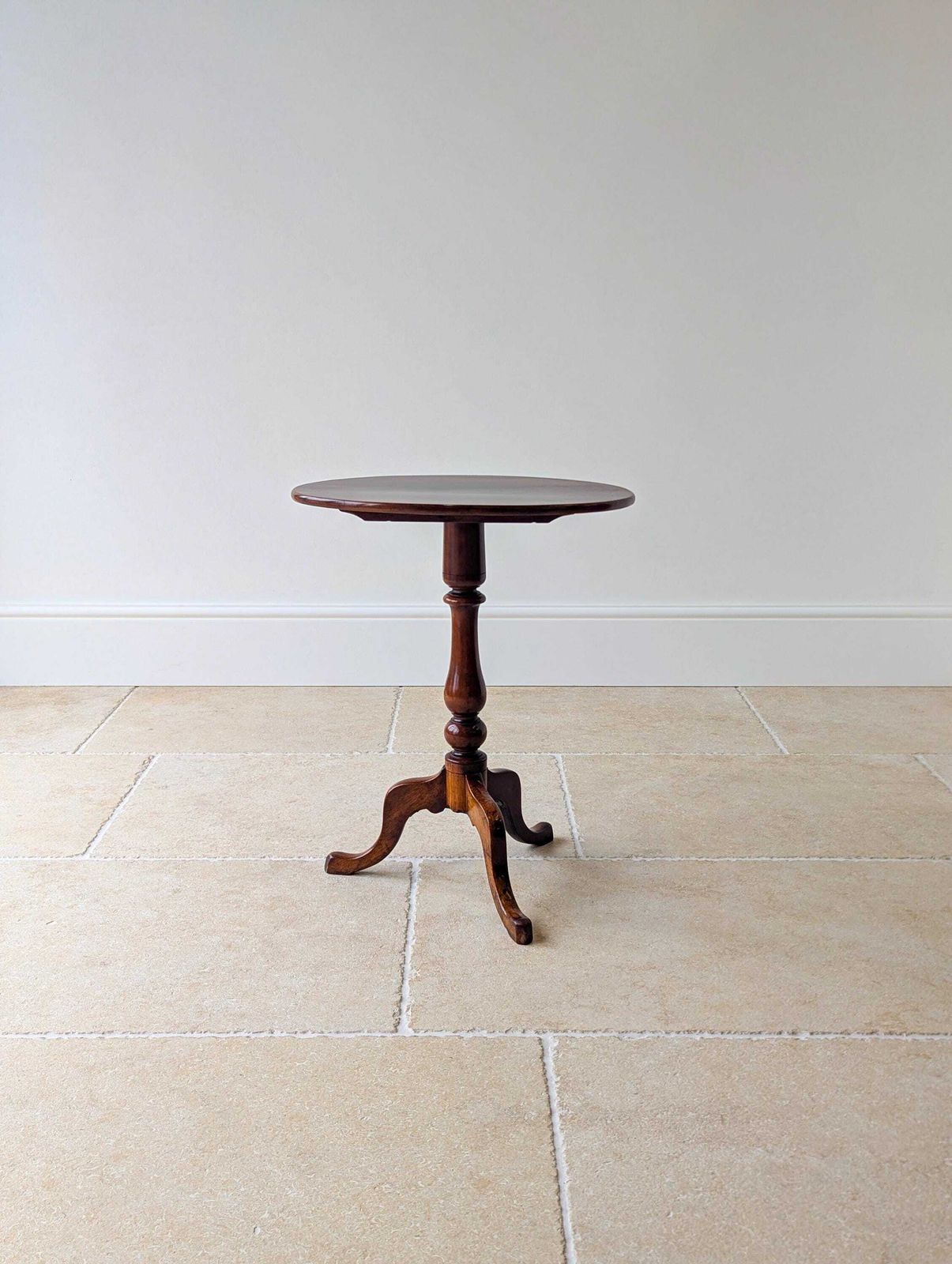 Antique Georgian Mahogany Oval Tilt Top Tripod Wine Table C.1820 photo vintage
