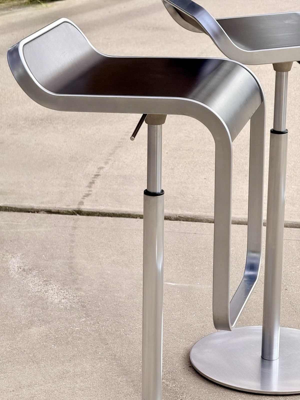 Furniture Shin & Tomoko Azumi For Lapalma, Height Adjustable Bar Stools photo
