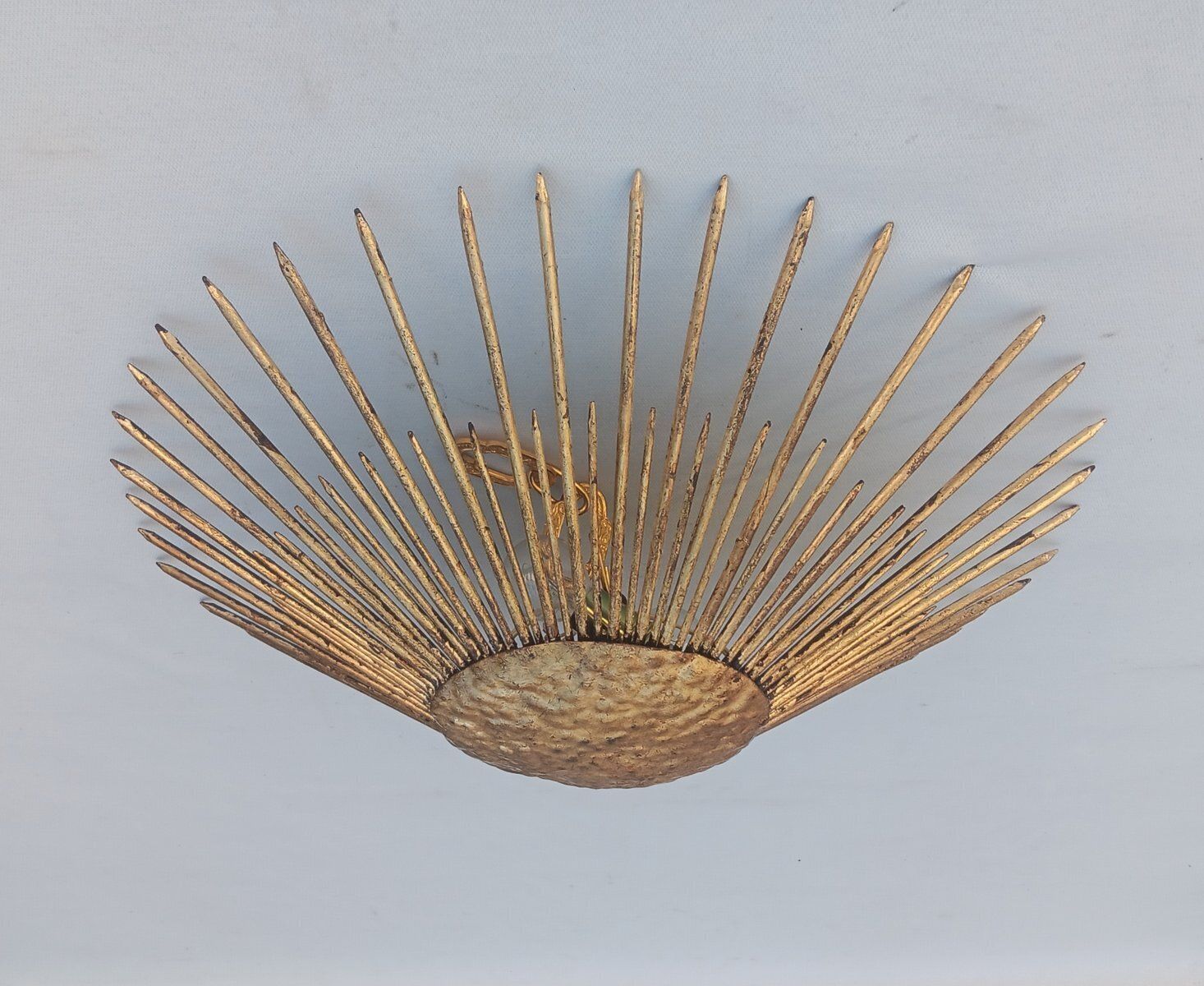 Spaanse vergulde metalen zonnevorm plafondlamp, ca. jaren 1960 photo for sale