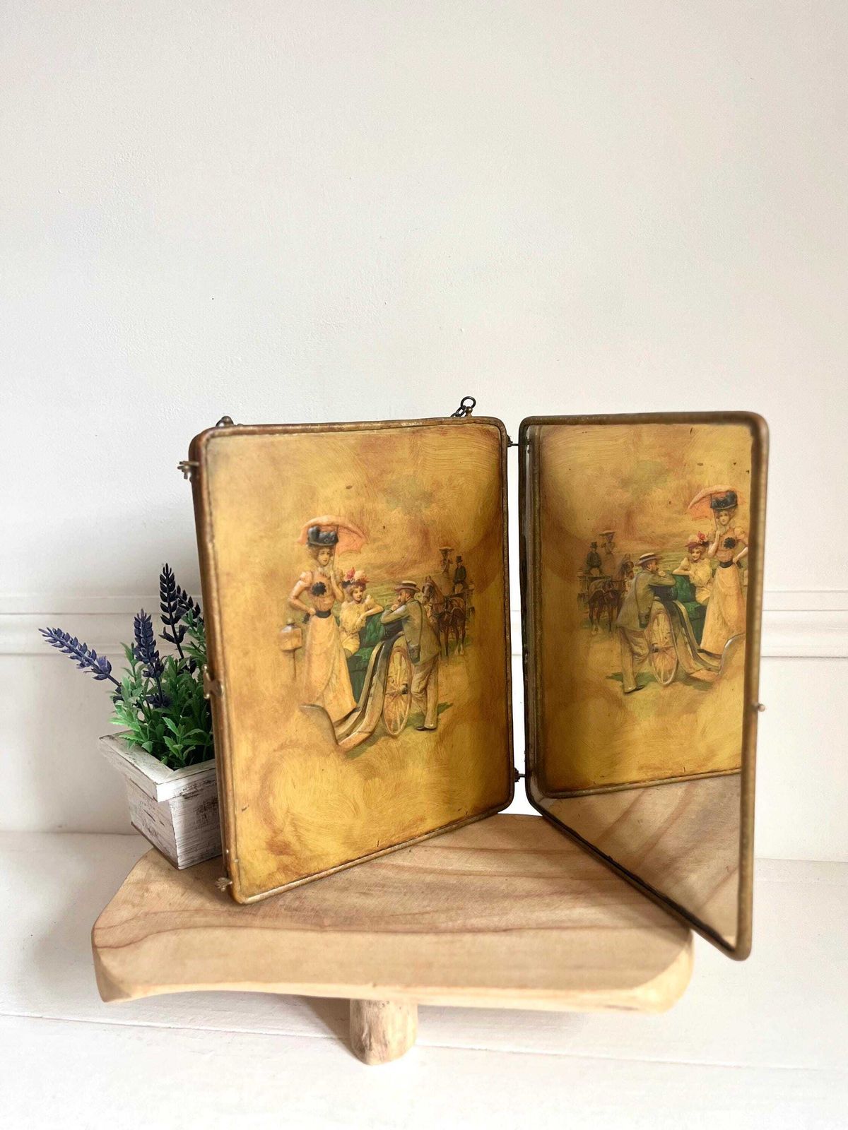 Miroir triptyque d'époque français, métal peint et cuir bordeaux photo furniture