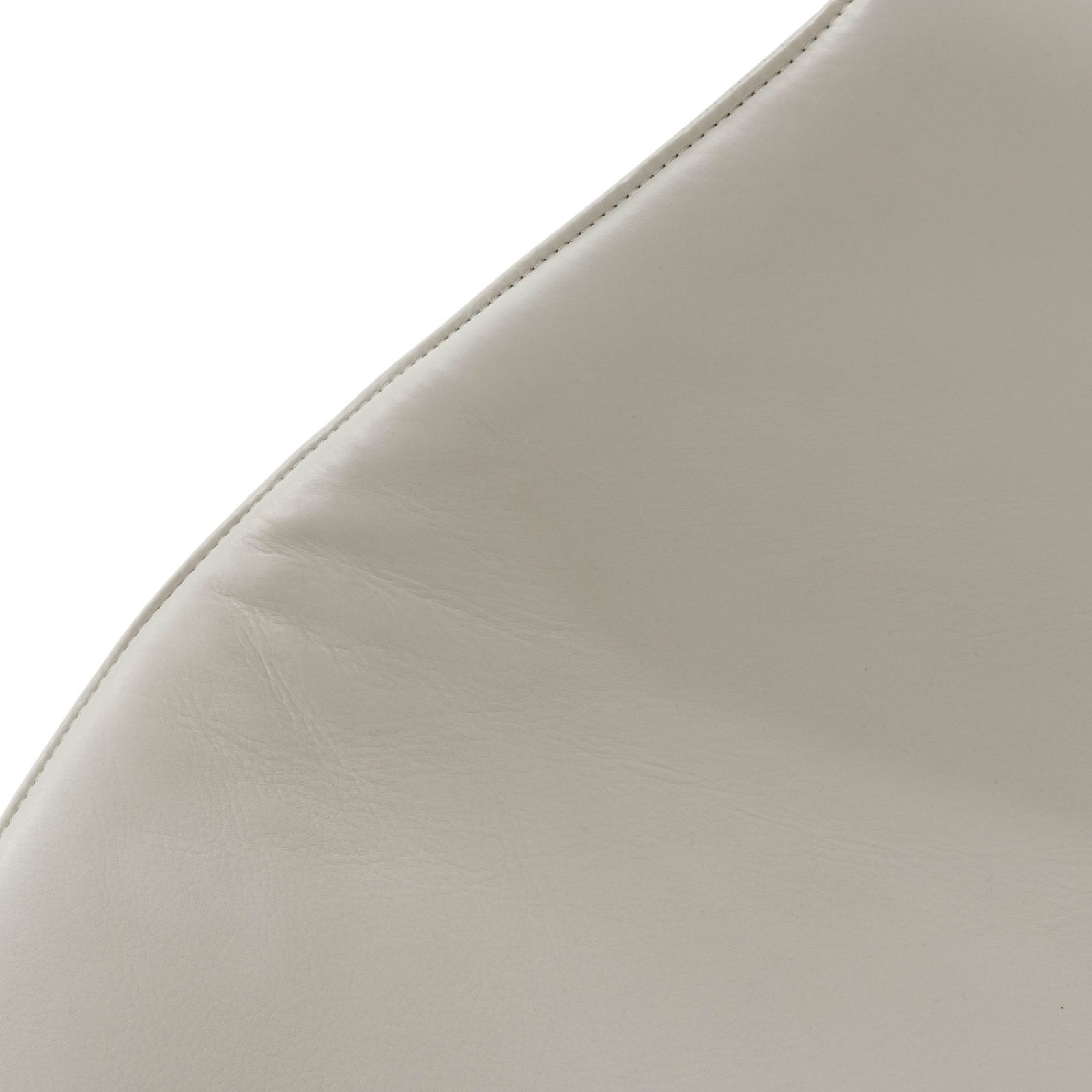 Walter Knoll FK fauteuil – wit leer, witte schaal, draaifunctie photo Meubels