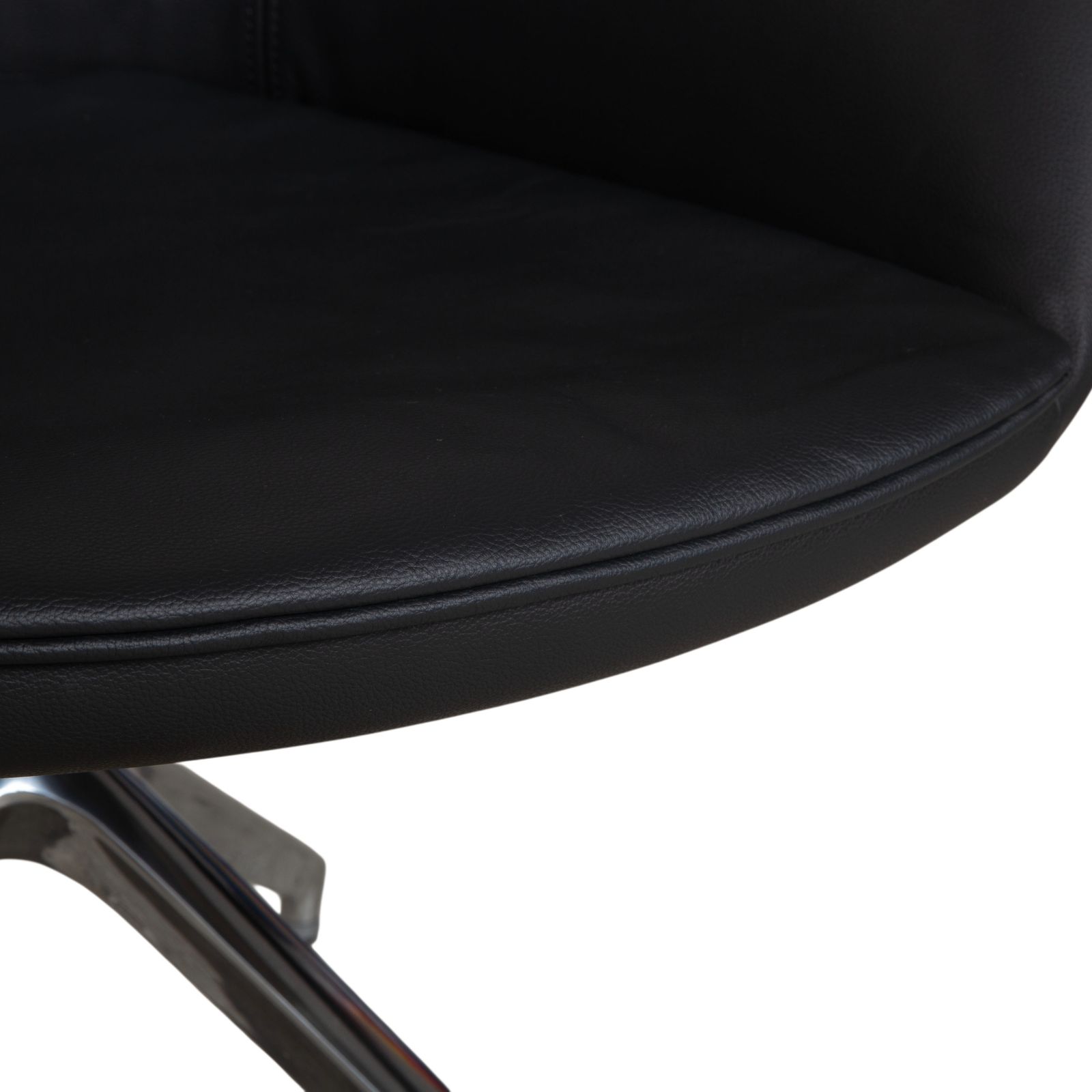 Lot de 4 chaises Signet Mailo en cuir, brun et gris, pour salle à manger photo vinterior