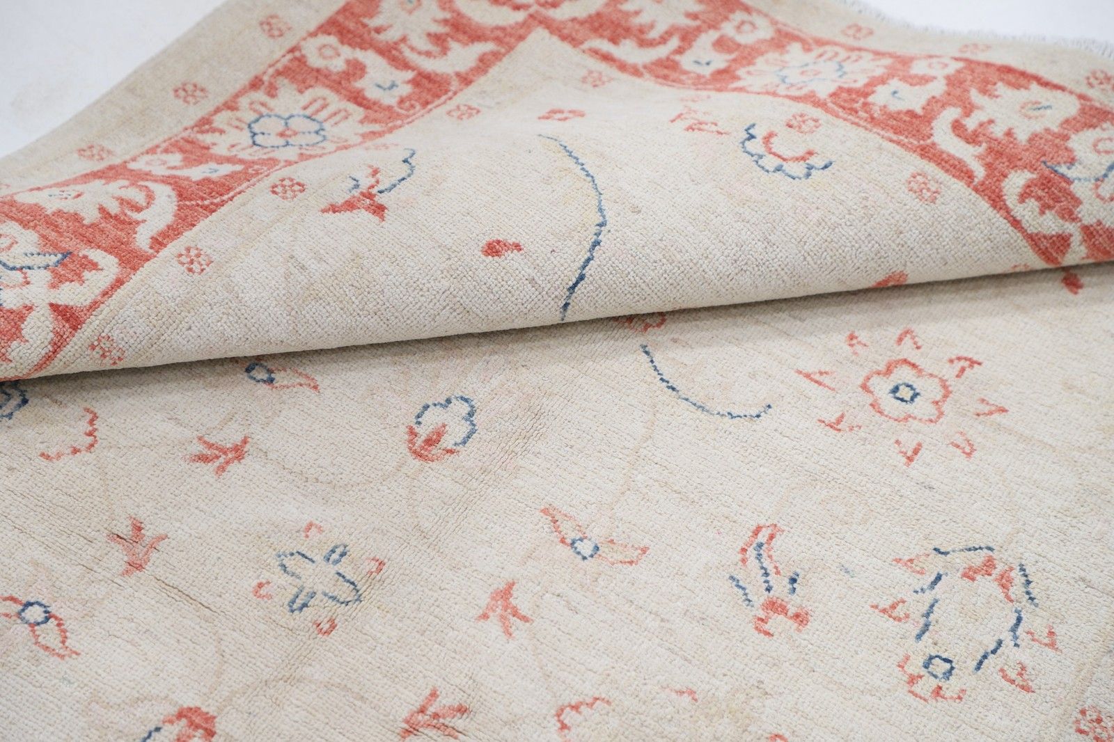 4.2x6 Ft Hand Knotted Floral Turkish Accent Rug In Beige And Red. 100% Wool photo buy