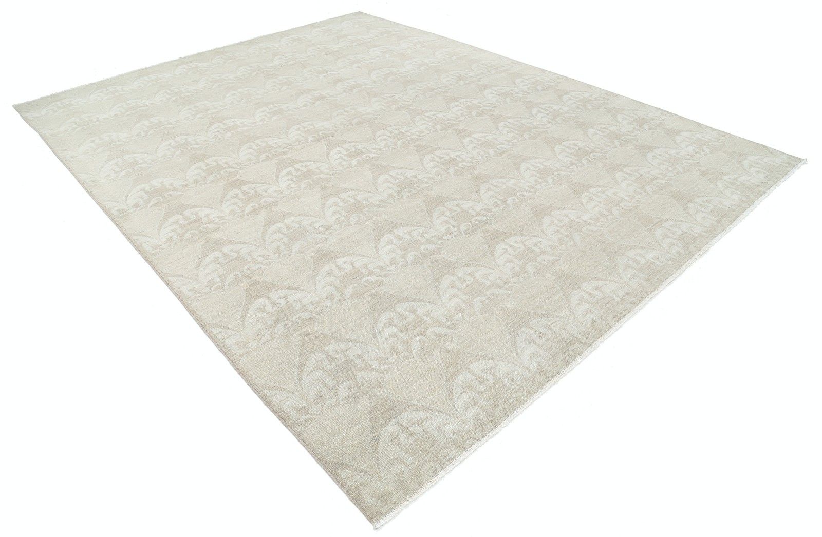 Tapis beige noué à la main, 274 x 300 cm. Décoration intemporelle. 100 % laine photo furniture