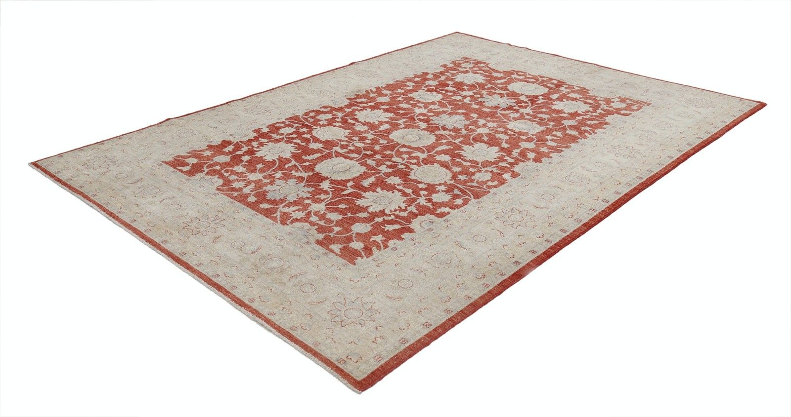 Tapis Oushak floral noué à la main, champ rouge et bordure ivoire, 2,34 x 3,31 m photo furniture