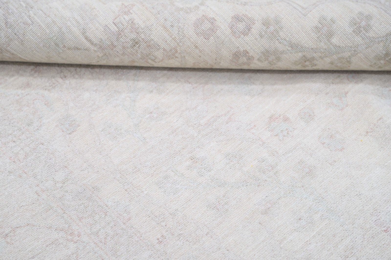 Grand tapis noué à la main 244 x 300 cm pour salon, laine beige photo Textiles