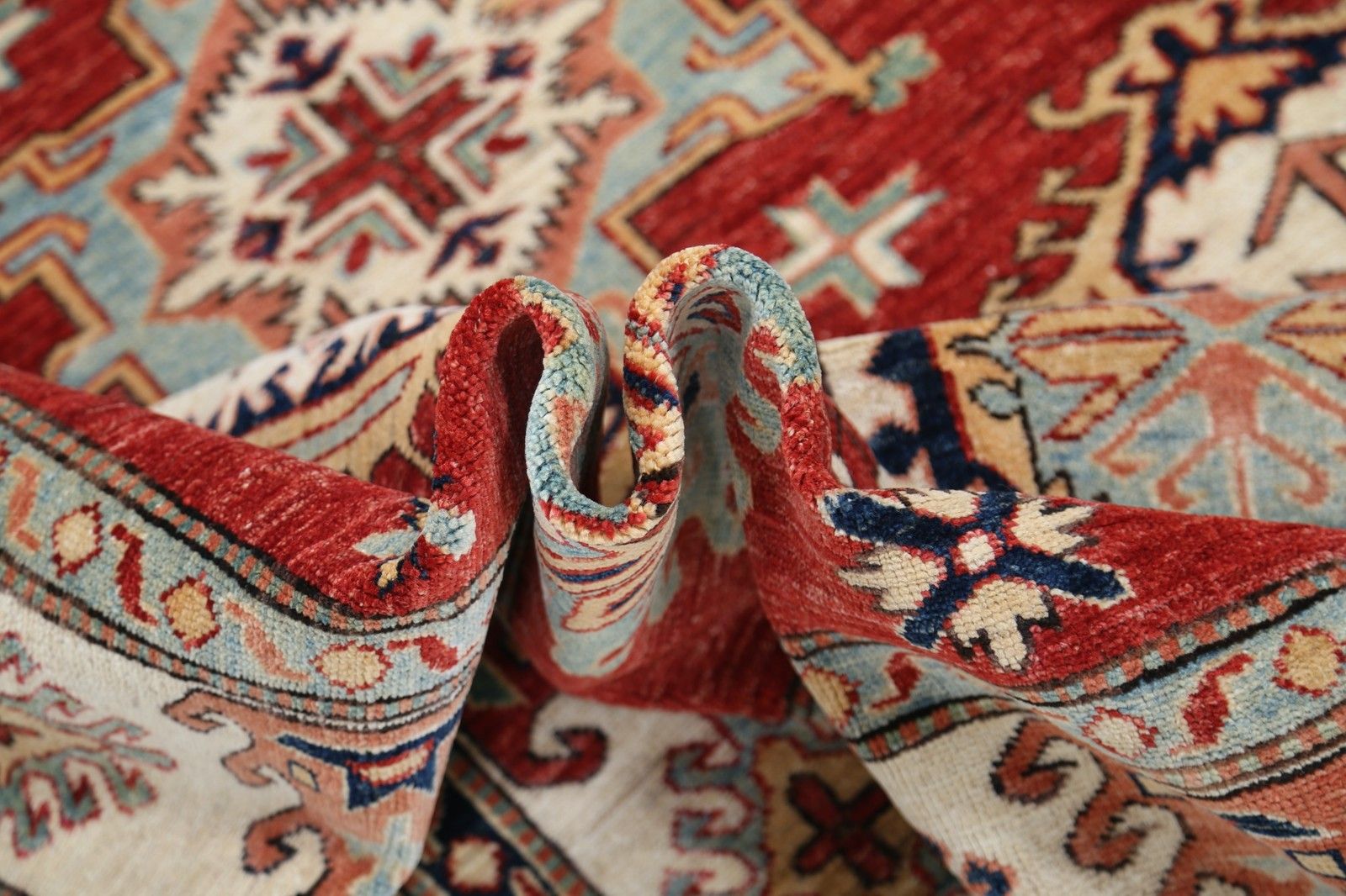 Tapis en laine noué à la main, rouge, ivoire et bleu marine, à motif géométrique, 176 x 234 cm photo vinterior