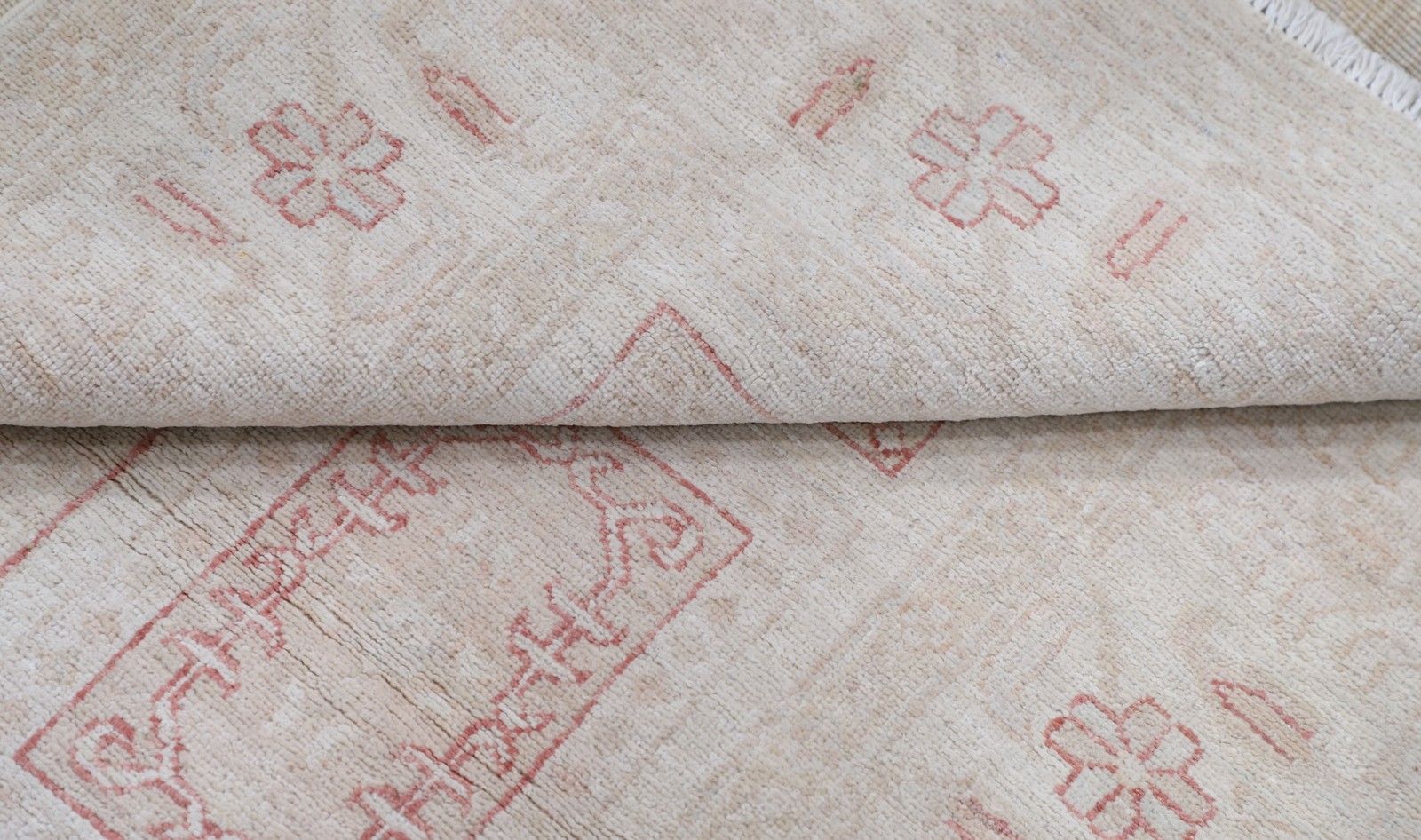 3,2x5 Ft Traditioneel Turks Vloerkleed. Handgeknoopt Vloerkleed. 100% Wol photo Textiel