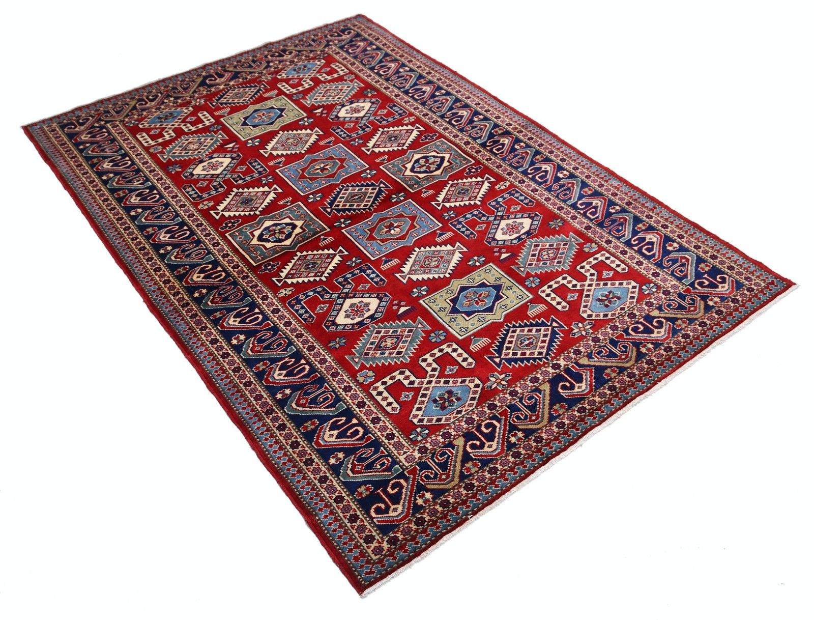 4,2x6 Ft Handgeknoopt Rood, Blauw en Beige Accent Vloerkleed met Tribaal Motief photo furniture
