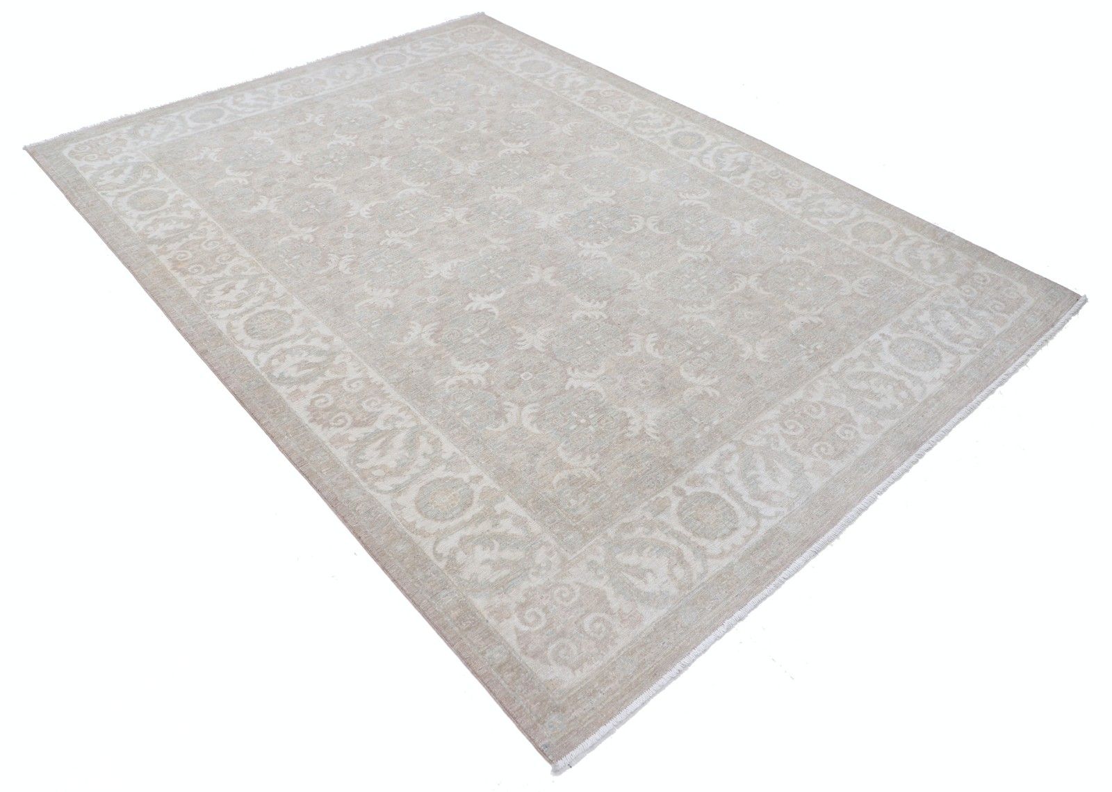 Handgeknoopt wollen vloerkleed, 190 x 255 cm, voor woonkamer, slaapkamer en eetkamer photo furniture