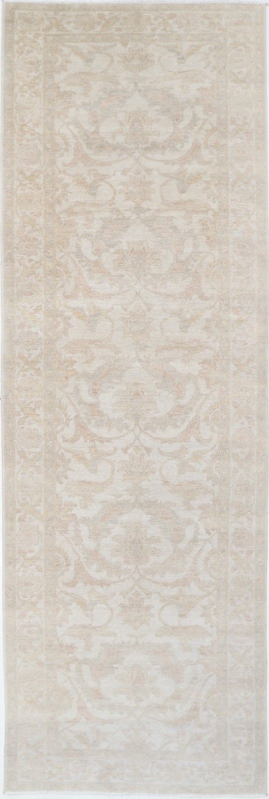 Tapis de couloir fleuri 4 x 13 pi. Tapis de cuisine beige. Tapis de couloir turc