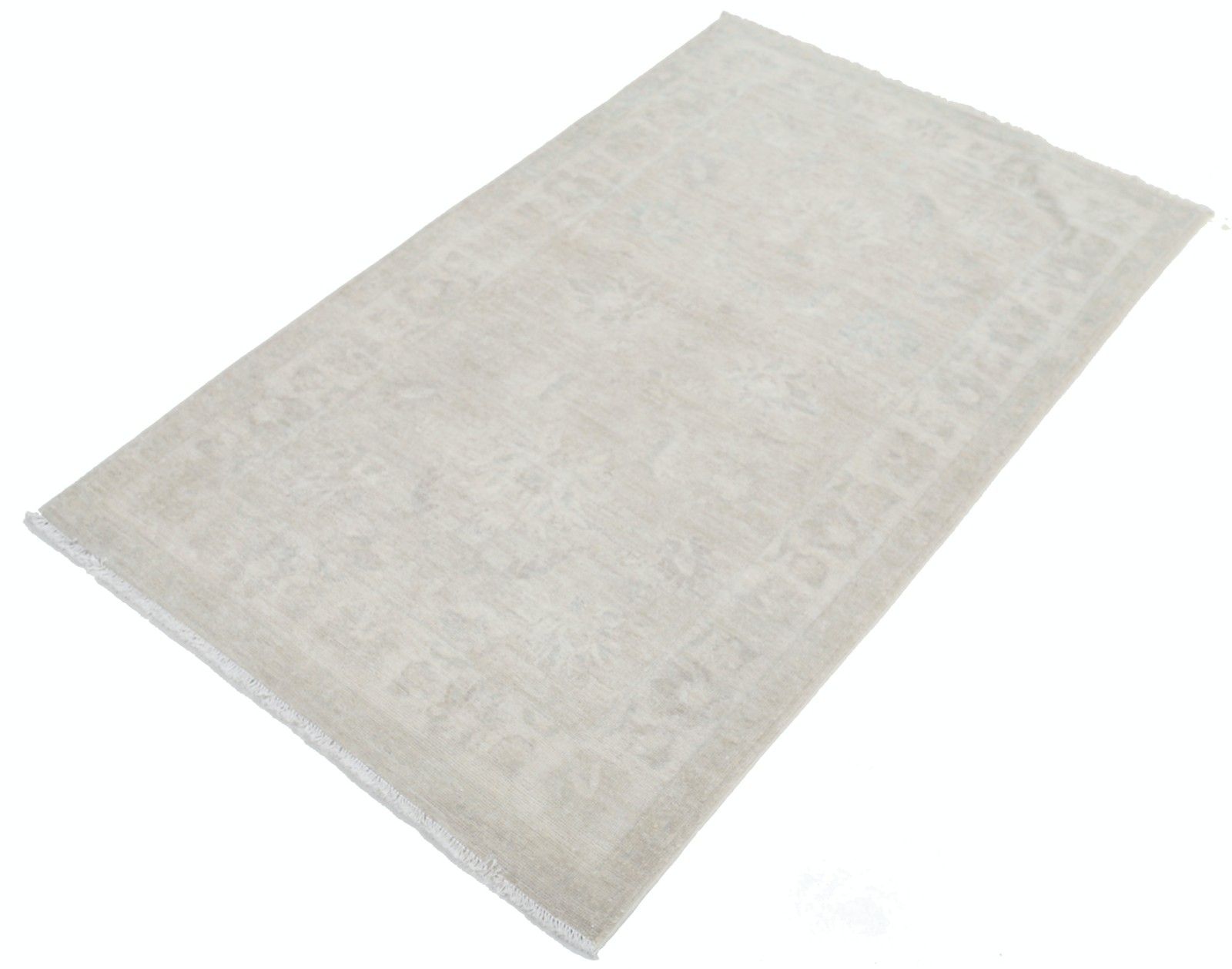 3x5 Ft Traditioneel Handgeknoopt Accent Vloerkleed. Bloemmotief Wollen Vloerkleed in Zachte Tinten photo for sale