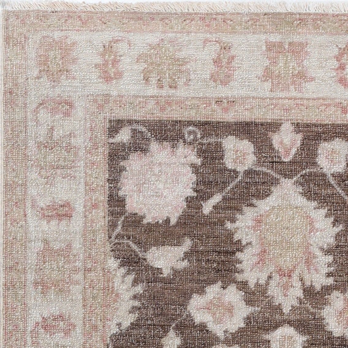 2.8x4.2 Ft Hand Knotted Brown, Ivory, Pale Pink Accent Rug With Floral Design photo vinterior