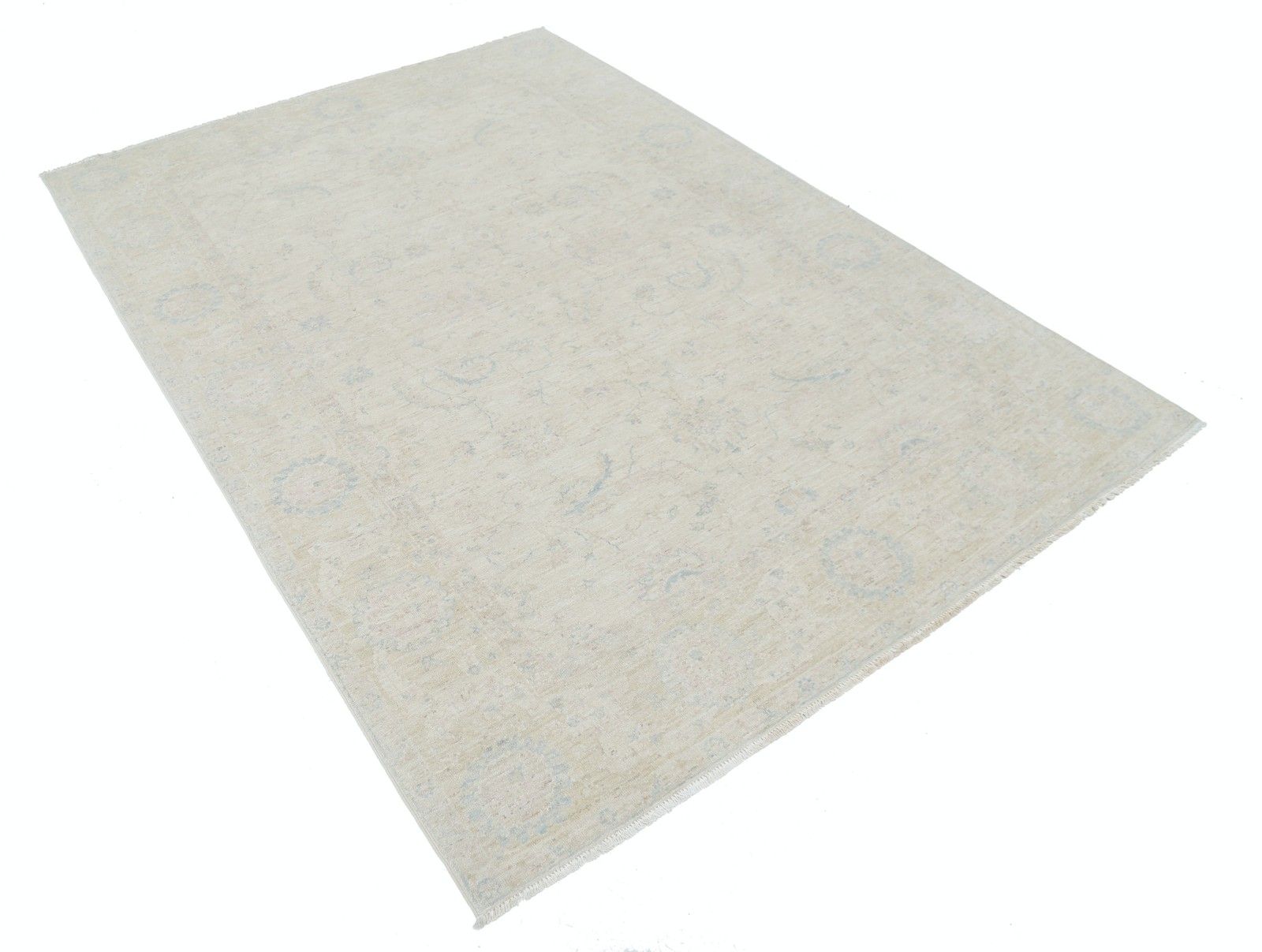 5,7x7,8 ft handgeknoopt Turks wollen vloerkleed met bloemmotief. Beige Oushak tapijt photo furniture