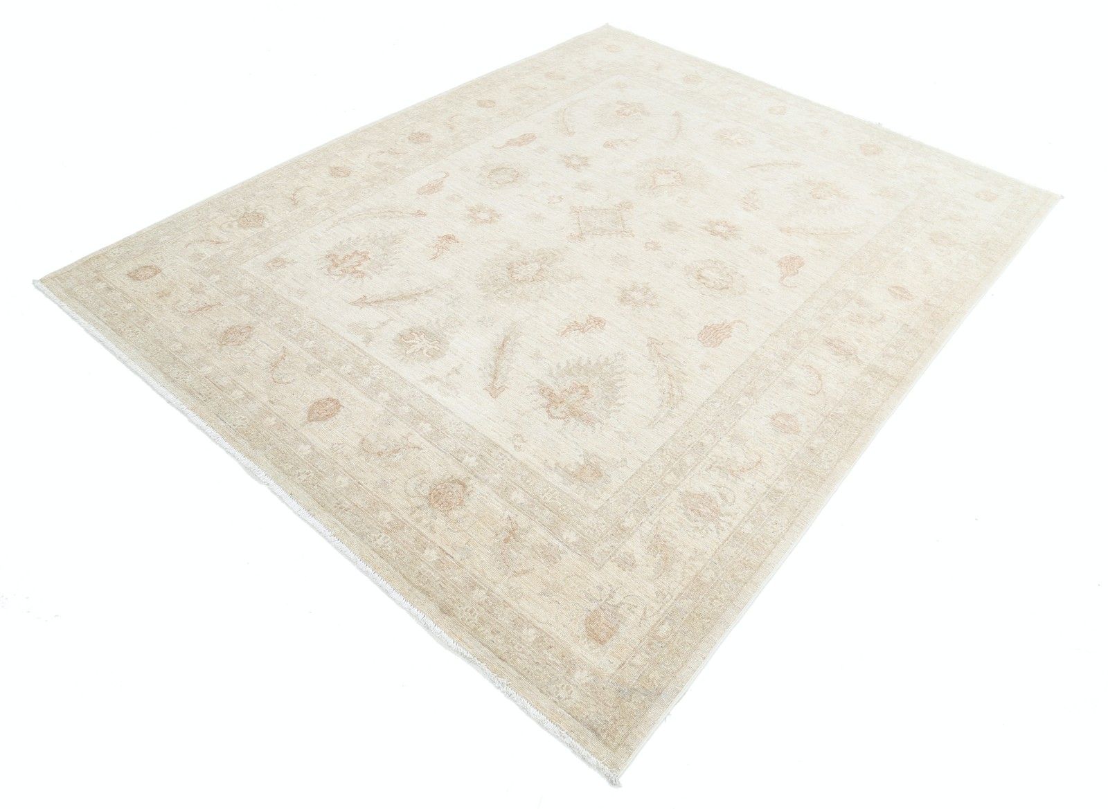 Tapis Oushak beige fait main 6,6 x 8 ft, motif floral sur toute la surface. 100 % laine photo for sale