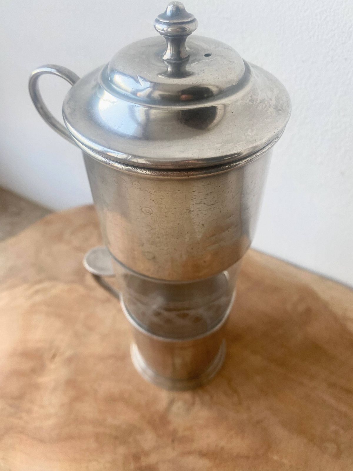 Cafetière d'époque en verre et métal argenté photo Décoration