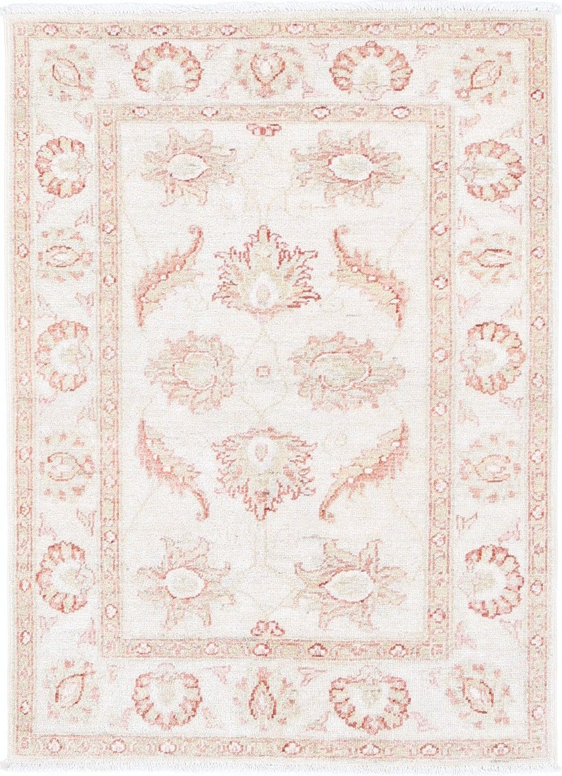 Tapis Oushak beige noué à la main, motif floral sur toute la surface, 82 x 112 cm. 100 % laine