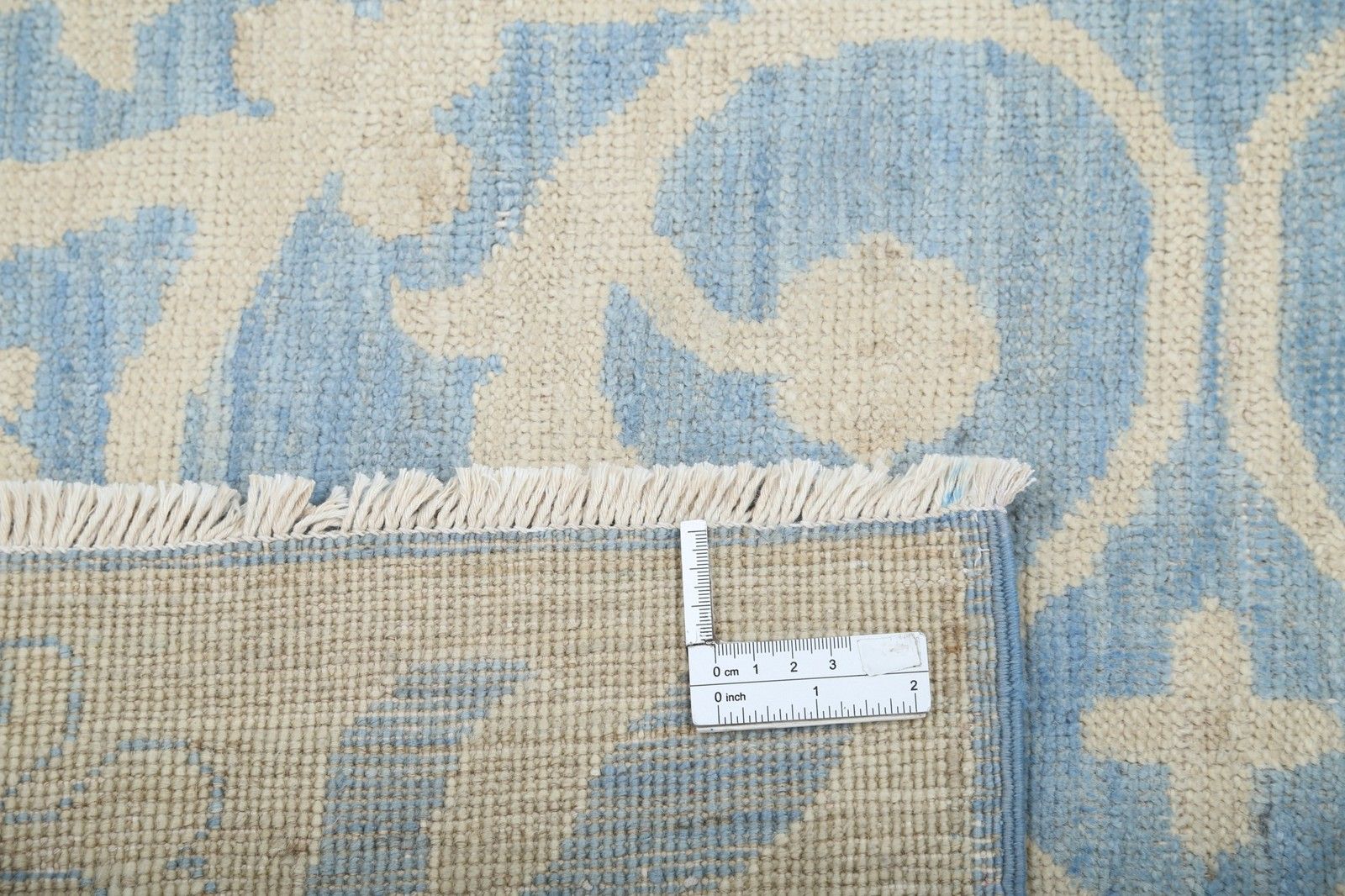 Tapis en laine noué à la main, bleu clair et ivoire, motif damassé - 2,34 x 2,88 m photo vinterior