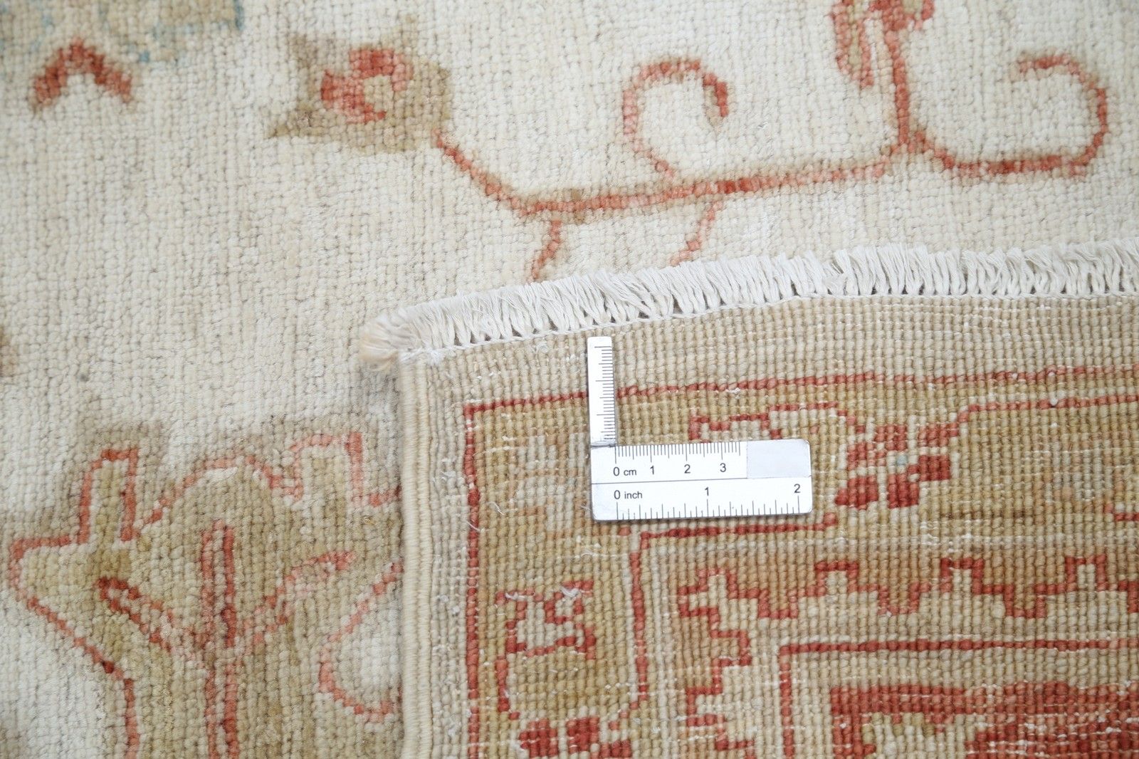 Handgeknoopt vloerkleed 6,5 x 10,2 ft voor de woonkamer. Traditioneel beige wollen tapijt photo buy