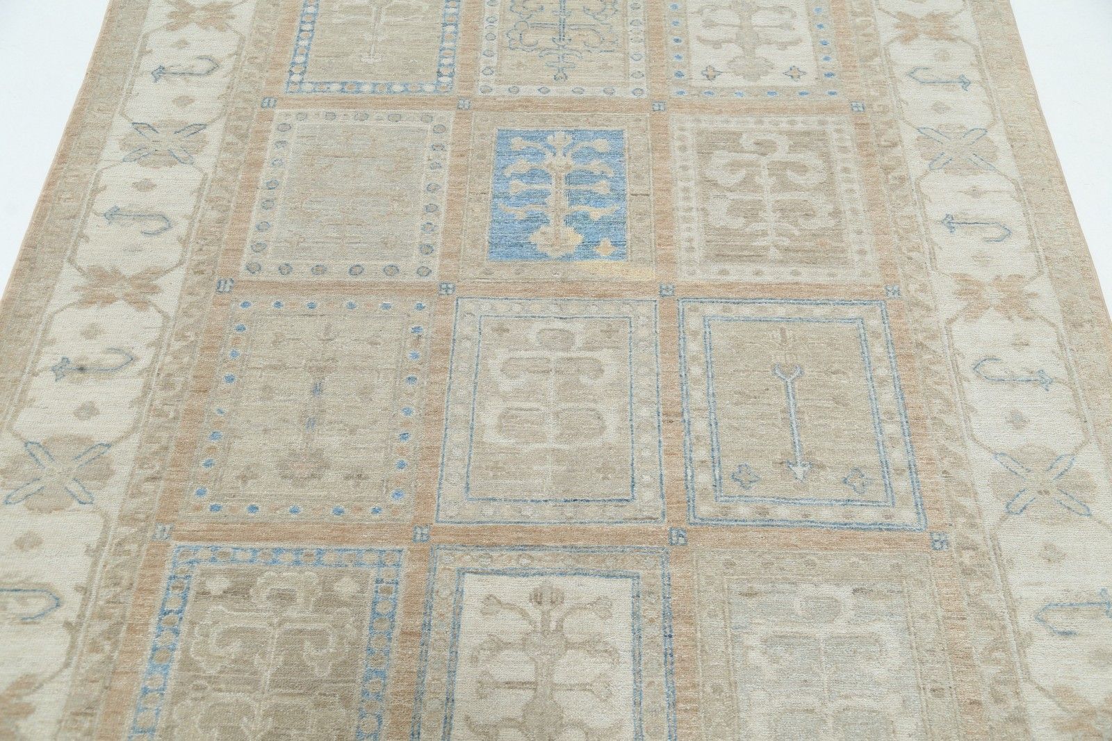 5x6.6 Ft Handknotted Geometric Area Rug For Living Room, Dining Room And Bedroom photo 1592.0
