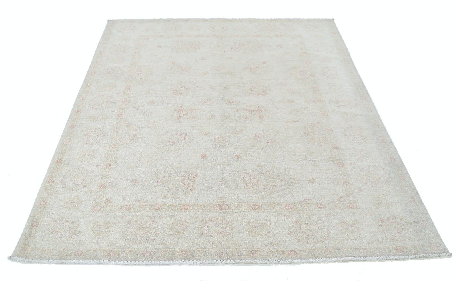 5,4x6,2 ft Handgeknoopt Beige Wollen Oushak Vloerkleed met Allover Bloemmotief photo Textiel