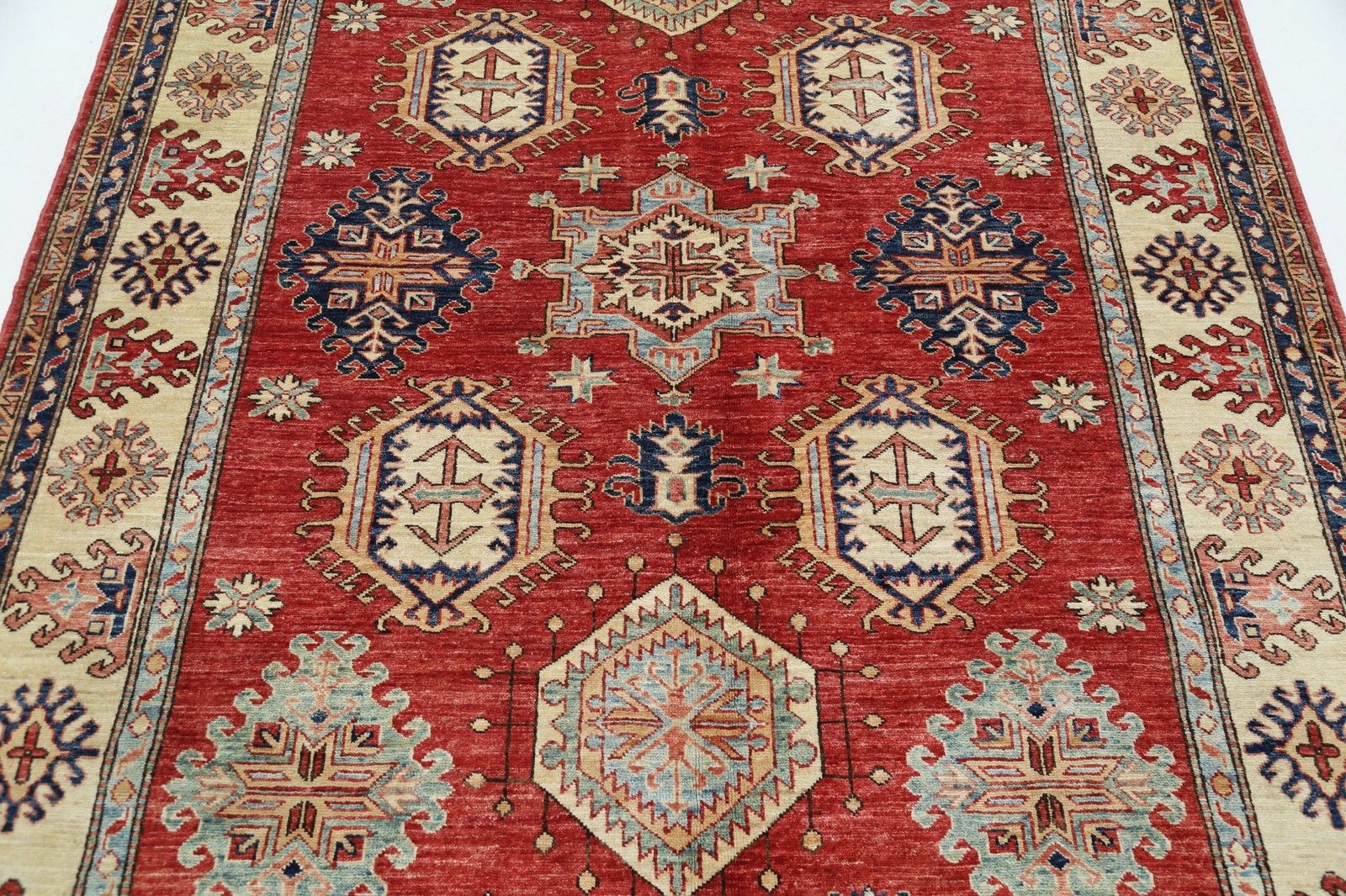 Tapis tribal noué à la main, 171 x 237 cm, rouge, pour salle à manger et salon. 100 % laine photo for sale
