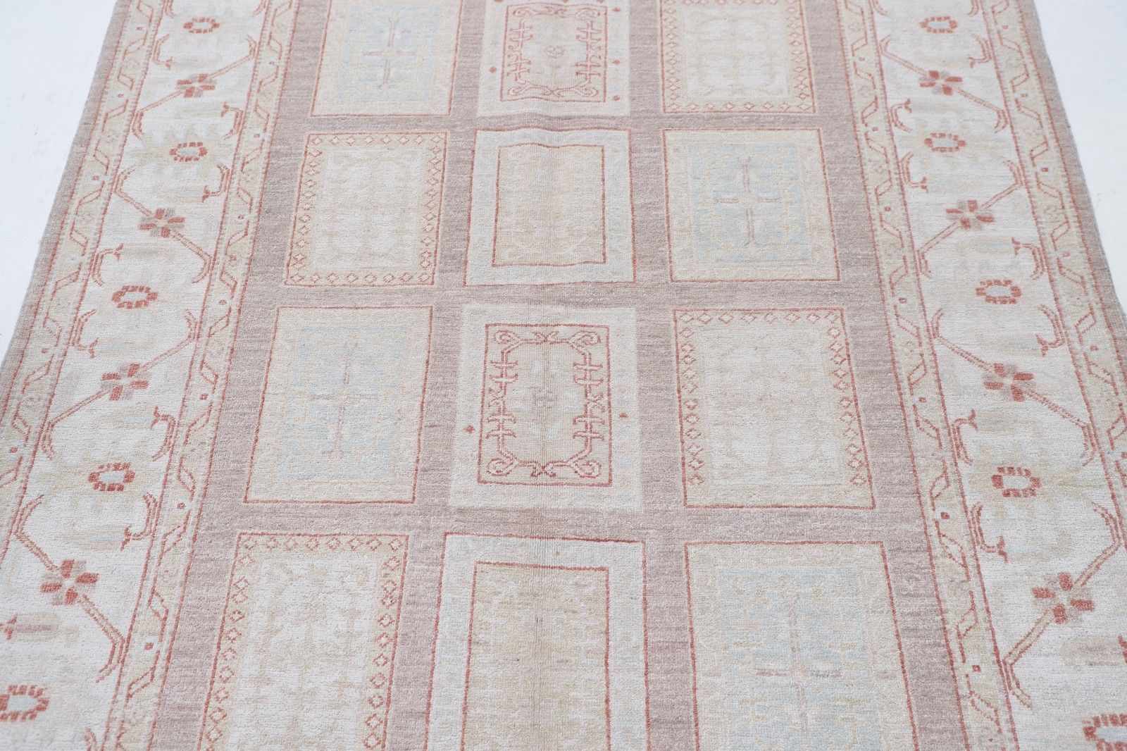 Tapis turc noué à la main 145 x 196 cm, tapis décoratif pour chambre et salle à manger photo for sale