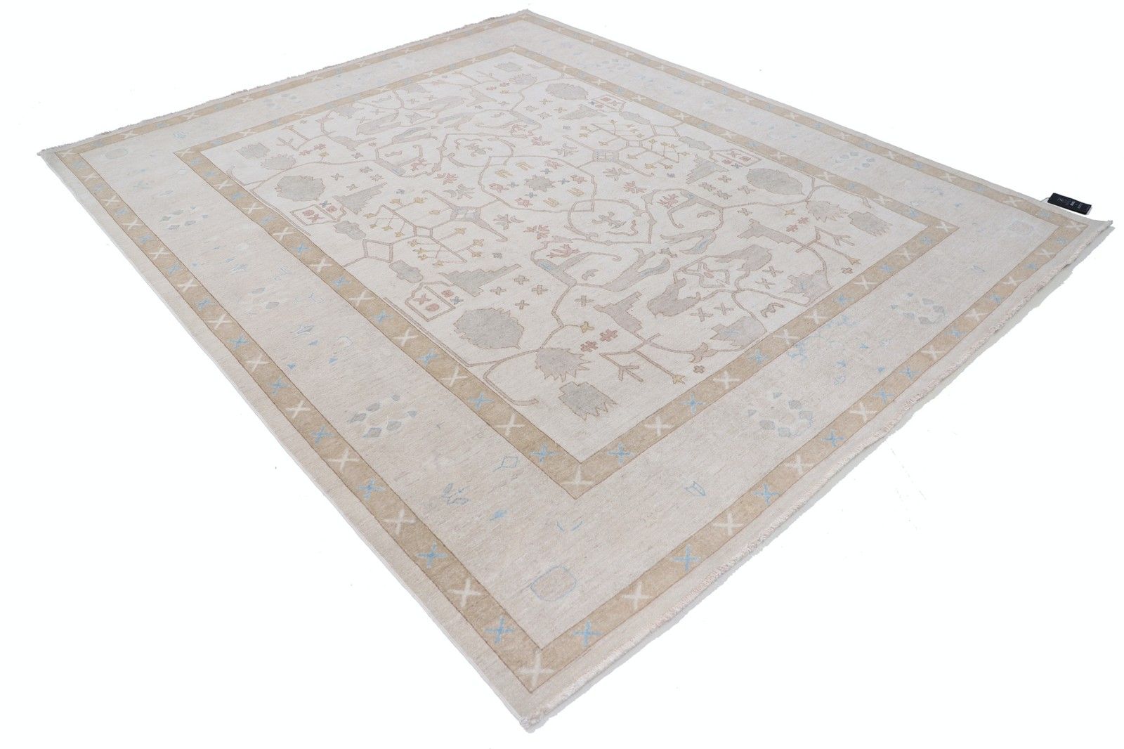 Grand tapis en laine noué à la main 244 x 290 cm. Tapis turc beige pour salon photo furniture