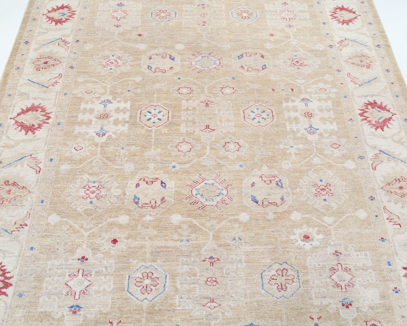 Tapis en laine noué à la main 170 x 240 cm pour salon et chambre photo for sale