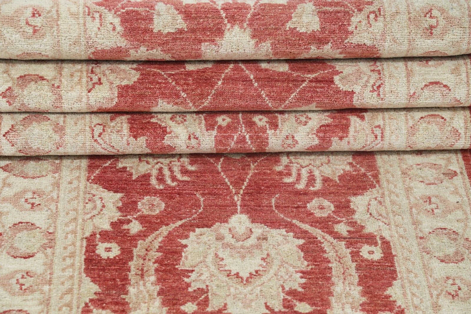 Tapis de couloir fleuri 0,75 x 3,90 m. Tapis de cuisine rouge. Tapis de couloir fait main photo vinterior