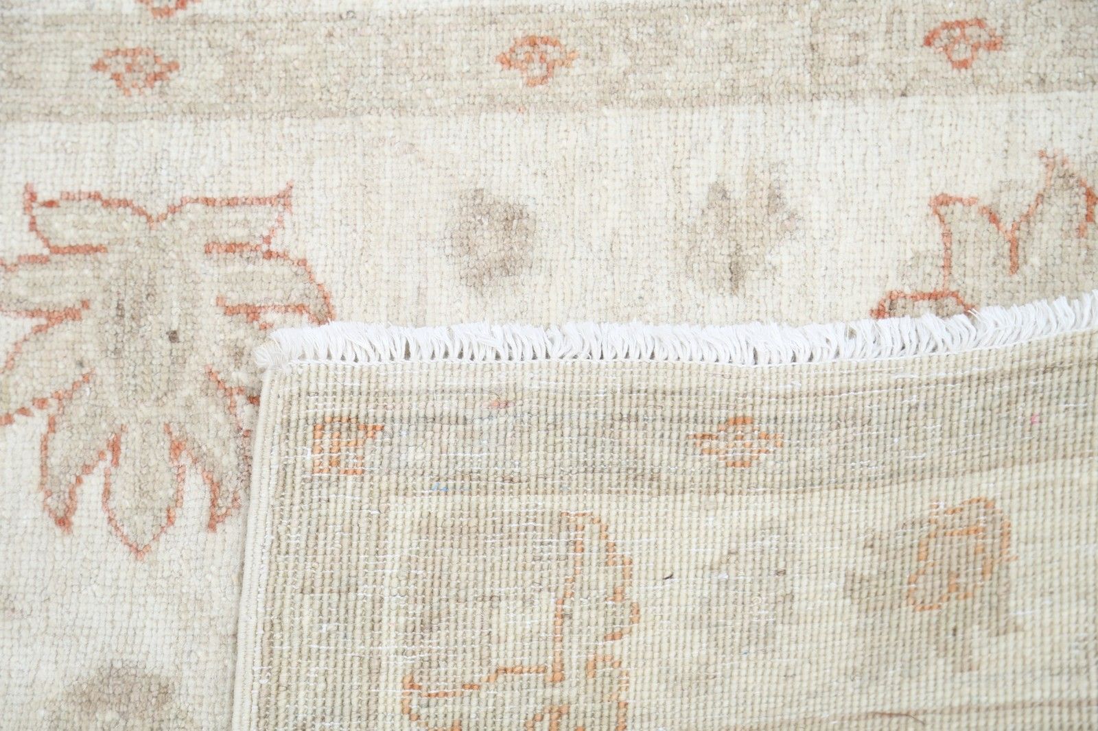 Tapis d'appoint turc noué à la main en laine beige à motif floral, 0,79 x 1,15 m photo 498.0