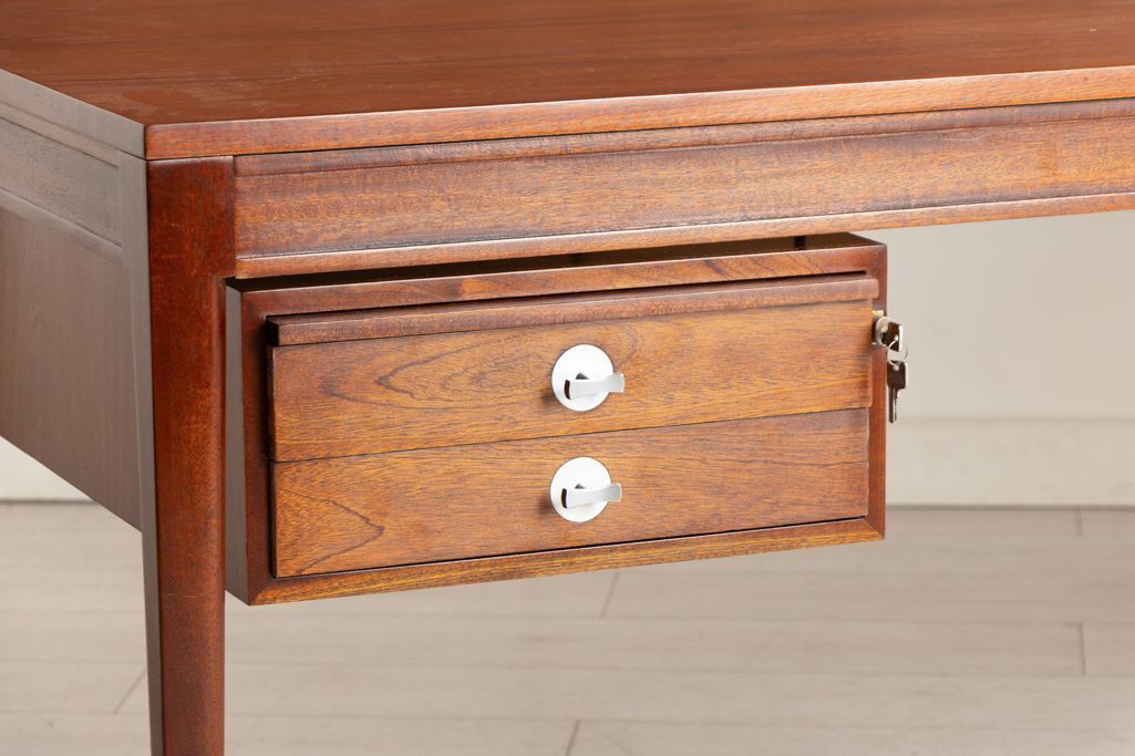 Diplomat Desk In Mahogany By Finn Juhl For France & Son / Cado, Denmark C.1965 photo buy