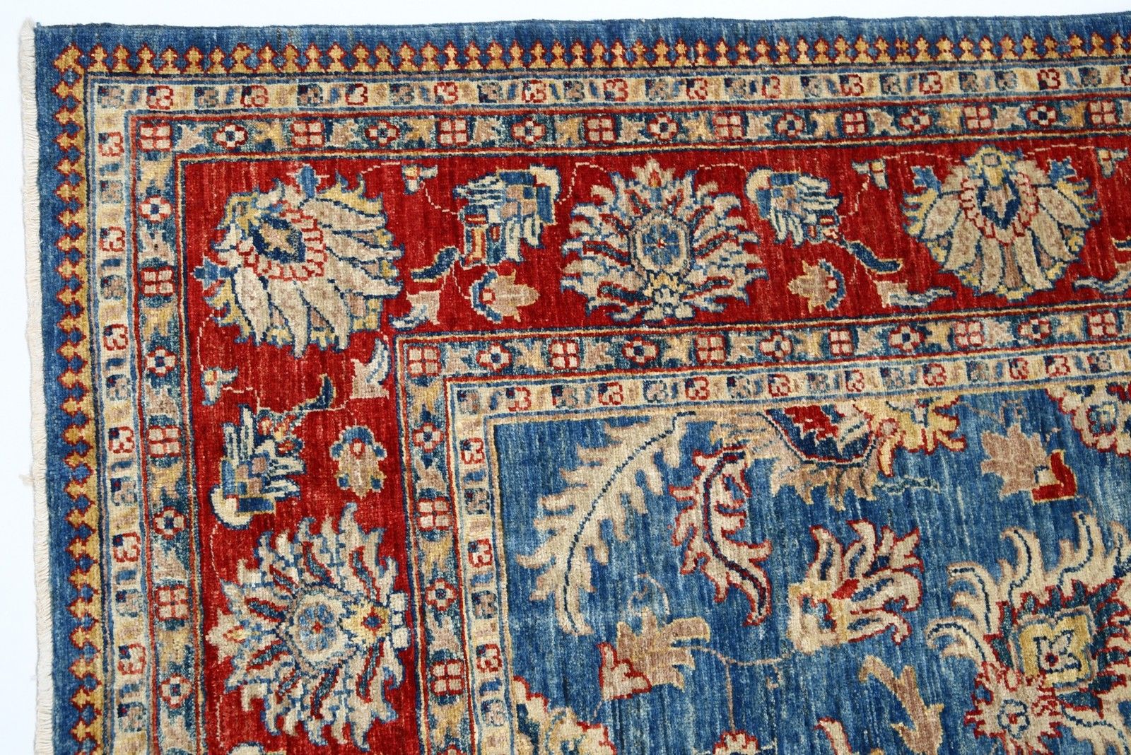 5.6x7.6 Ft Handknotted Light Blue, Red & Ivory Wool Area Rug With Floral Design photo vinterior